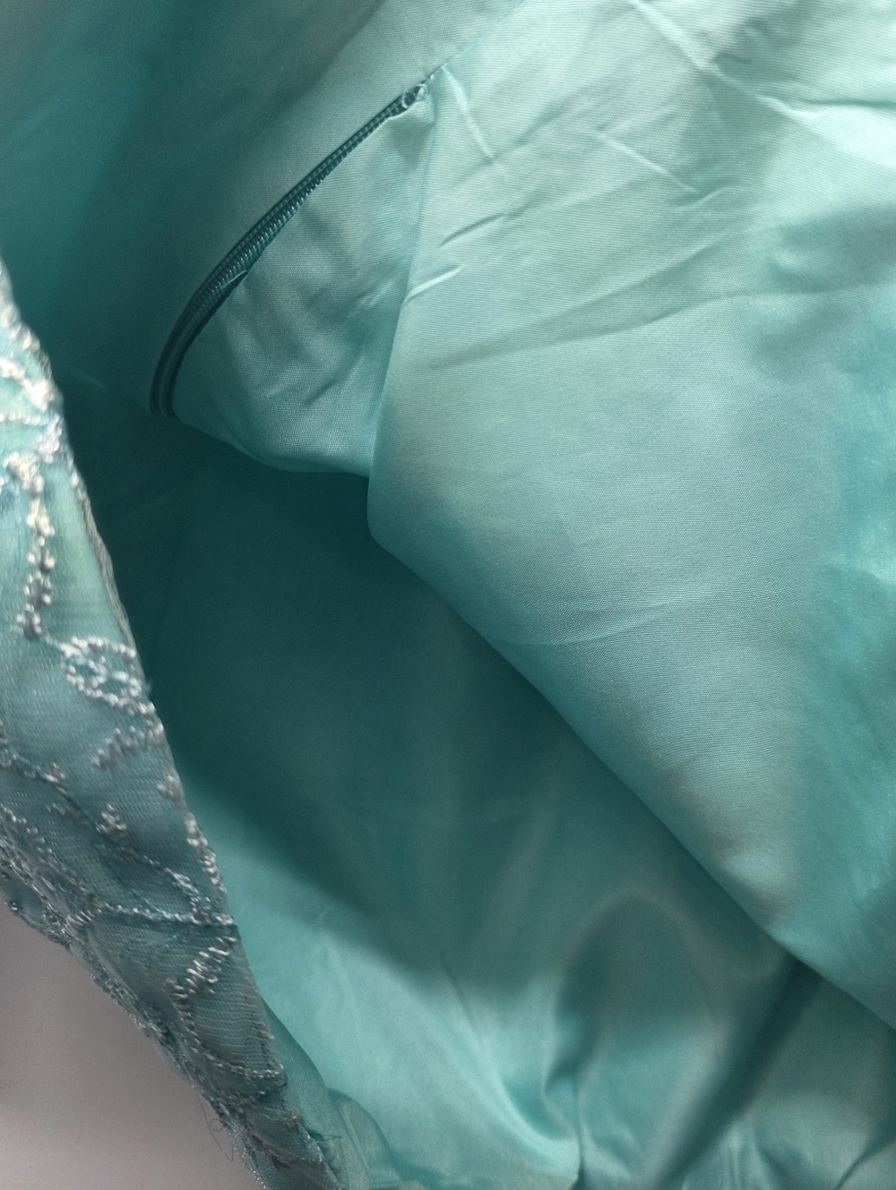 Teal Embroidered Sleeveless Top Evening Wear Women 16 - Picture 3 of 4